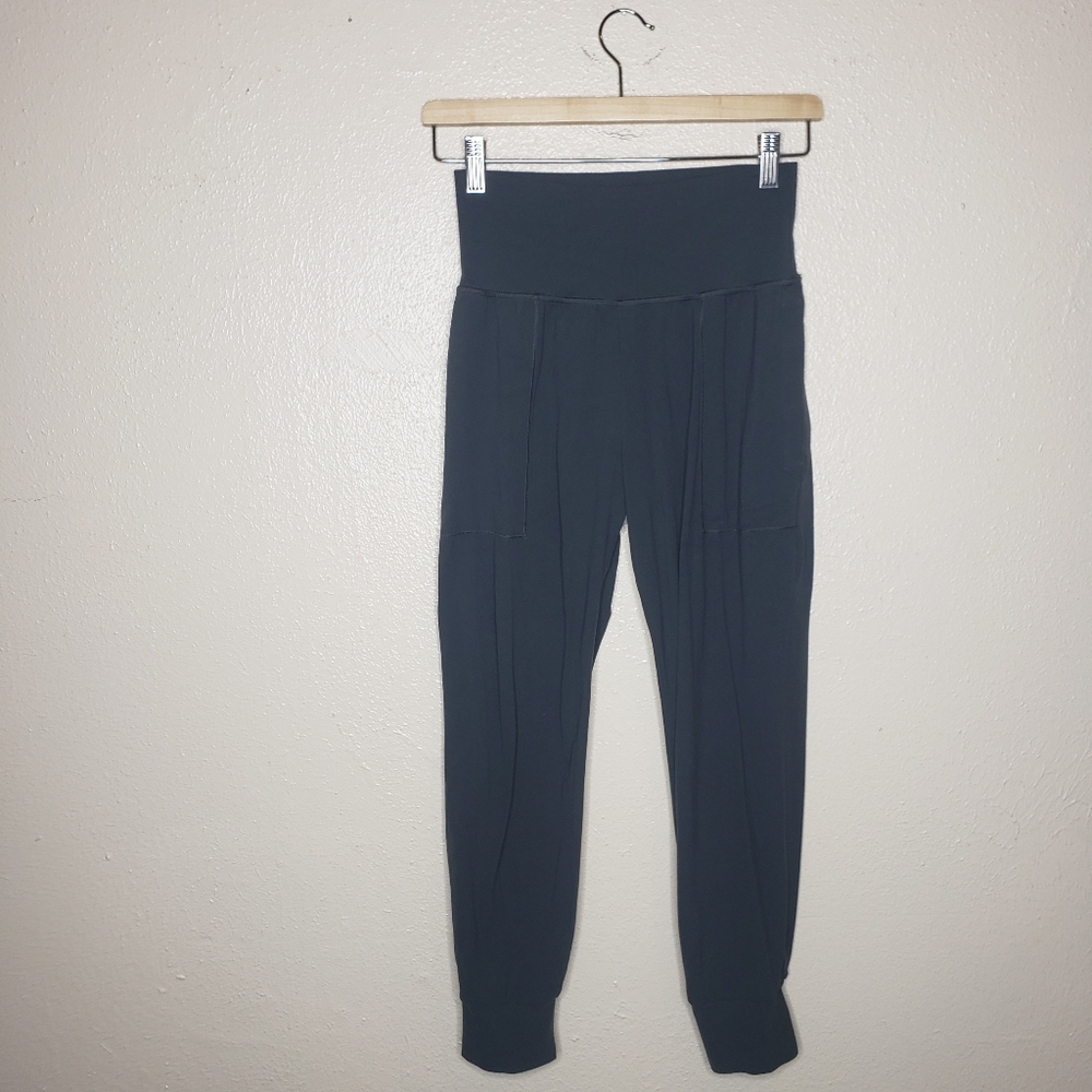 Athleta Salutation Greyish Blue Jogger In Powervita